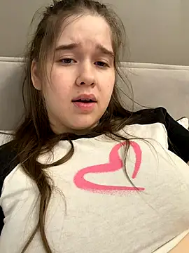 HornyGirlH's cam snapshot