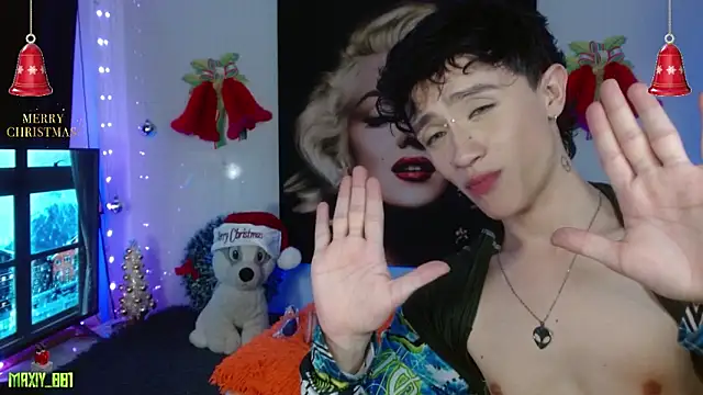 maxiy_001 live sex cam