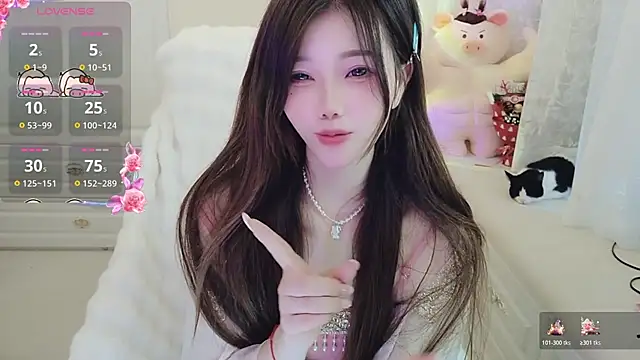 Coco-Di live sex cam