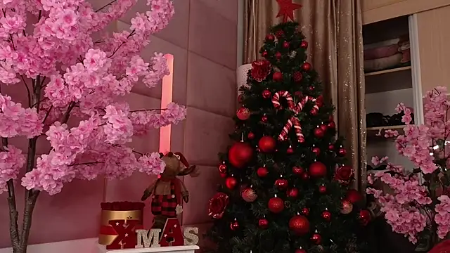 Elliblue's cam snapshot