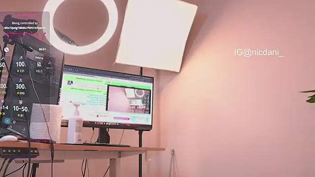 nicdani_1's cam snapshot