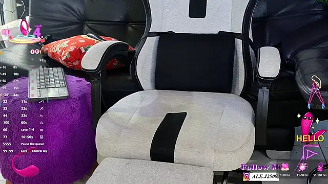 Ale_250900 live sex cam