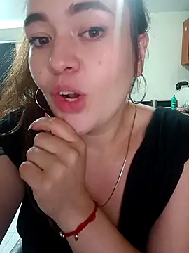 miss_berlyn's cam snapshot