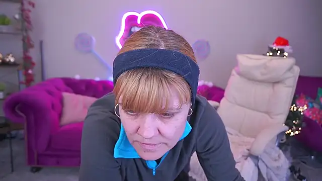 BellaLaPetit's cam snapshot