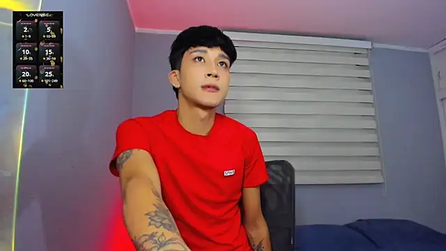 tom_Howard live sex cam