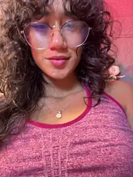 KaitlynLoveCam's cam snapshot