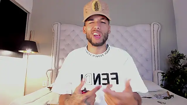 Thiagoferreti live sex cam