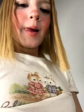 SweetBunnyGF live sex cam