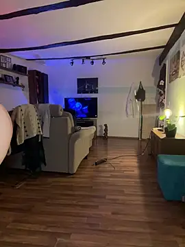 Miiaaa- live sex cam