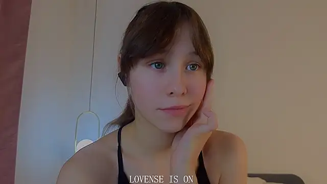 BritniBers live sex cam