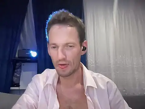 Hotcrazy235 live sex cam