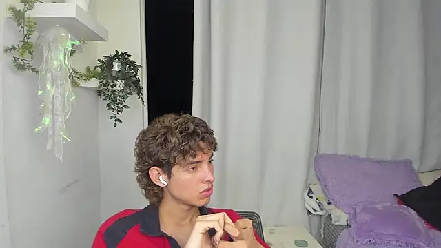 santy-kitty live sex cam