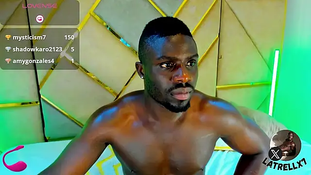 Latrellx7 live sex cam