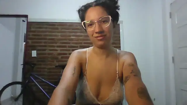 loliporomero's cam snapshot