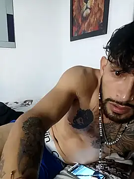 Kingbigcock23cm live sex cam