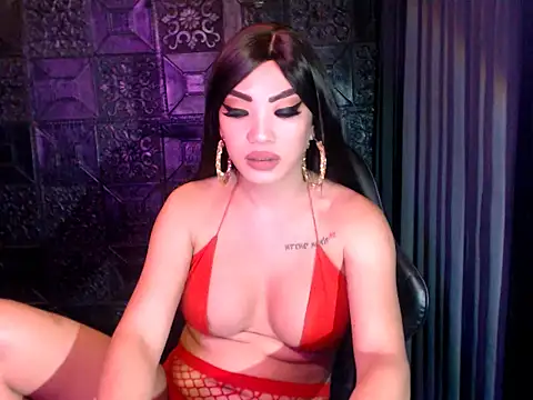 Indestructible_69 live sex cam