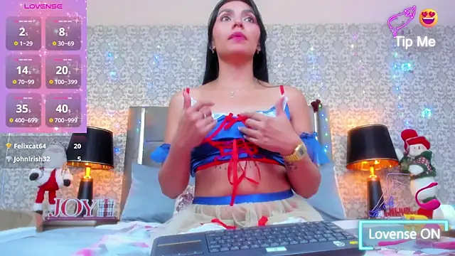 KoralBlum's cam snapshot