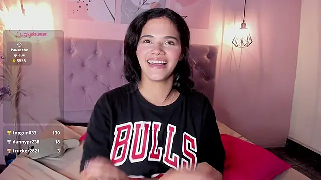 ATENA_JB live sex cam