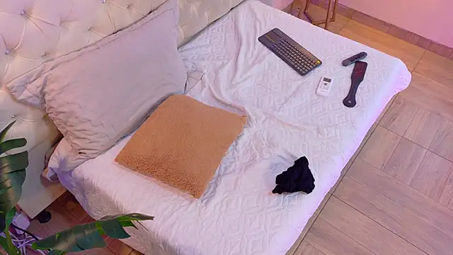 CathMellow's cam snapshot