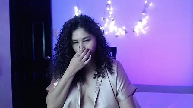 Gia_Dior's cam snapshot