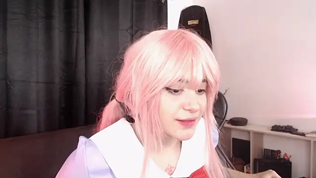 lizzy-c-e-e's cam snapshot