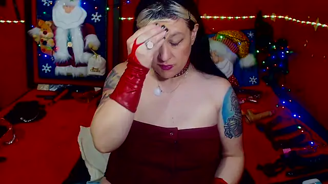 MATURE_Randy's cam snapshot