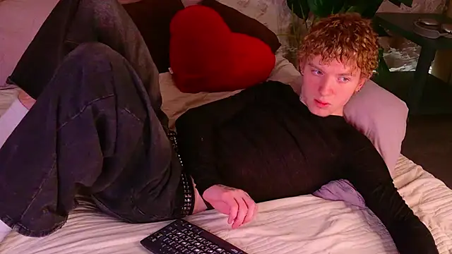 TRAVIS_CLAS live sex cam