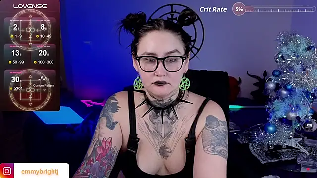 Emmybrightj_'s cam snapshot