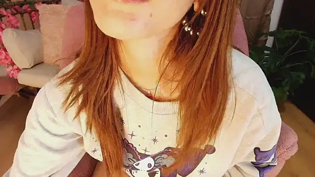 Amy-Skinny live sex cam