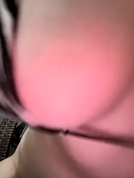 VIC22SECRET live sex cam