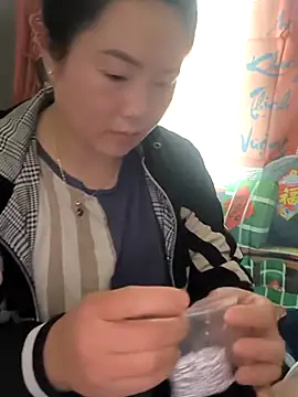 Sweetlove_77 live sex cam