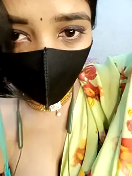 Sony-Model's cam snapshot