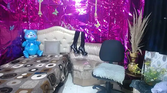 CatrinaGill live sex cam