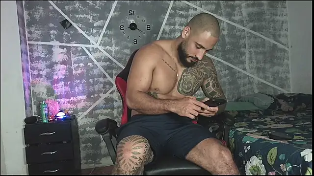 leonidas_18k live sex cam