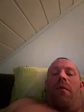 superbertok's cam snapshot