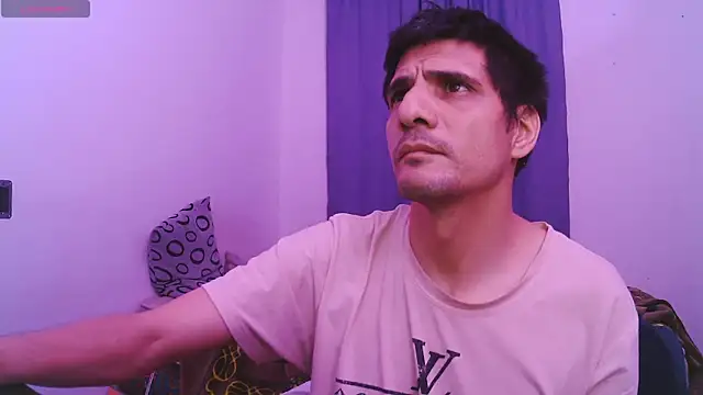 Adam_Arango's cam snapshot