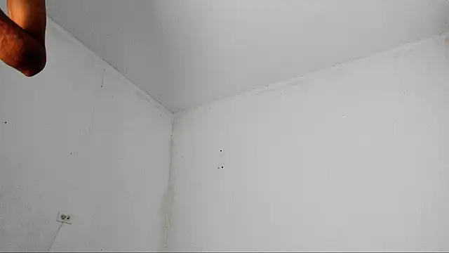 invictu_mastercum420 live sex cam