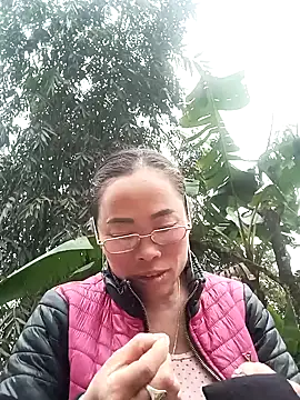 CoMay003's cam snapshot