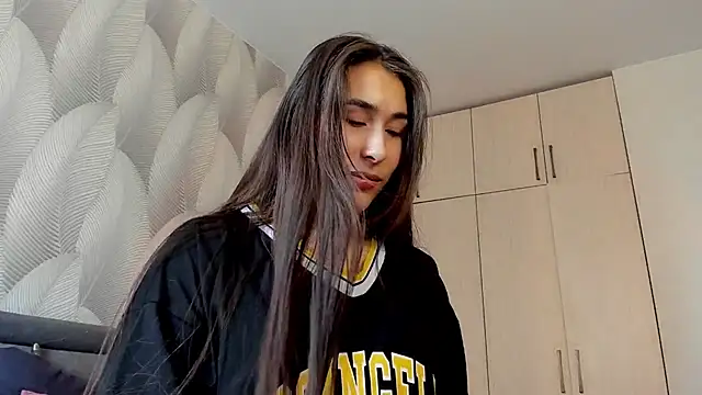 Bambiii_bby's cam snapshot