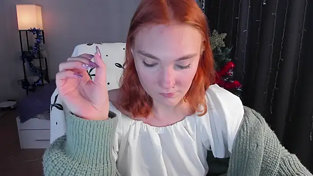 ReddHotPipper's cam snapshot