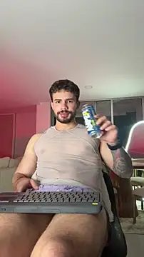 Valenthino_Salvatore live sex cam