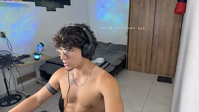 Kisan_Smith live sex cam