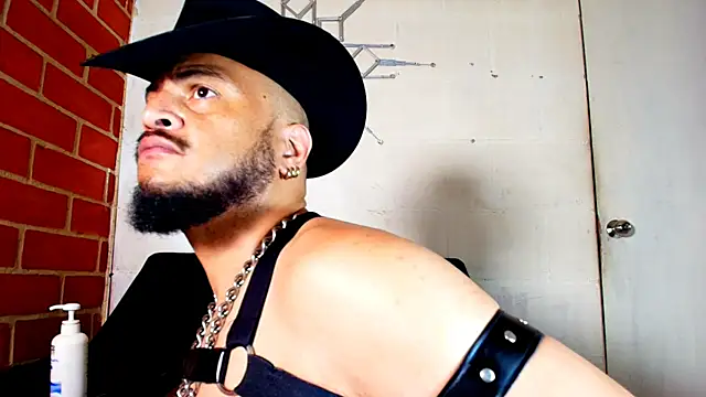 the_master_foal_ live sex cam