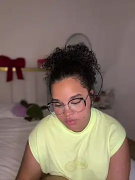 Lucy_wilson5's cam snapshot