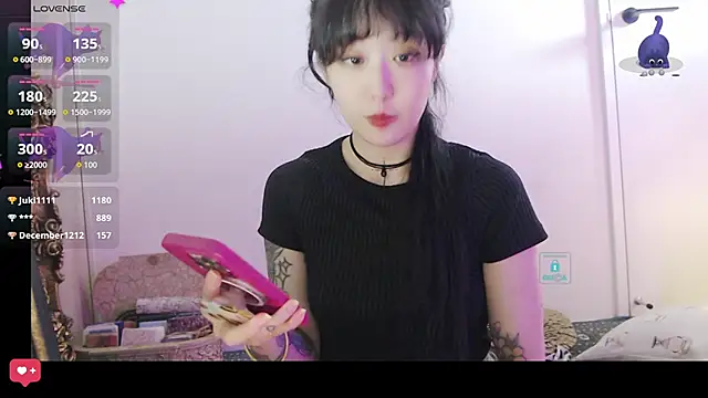 Etherealcat33 live sex cam