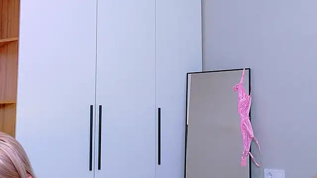 MidnightLily_ live sex cam