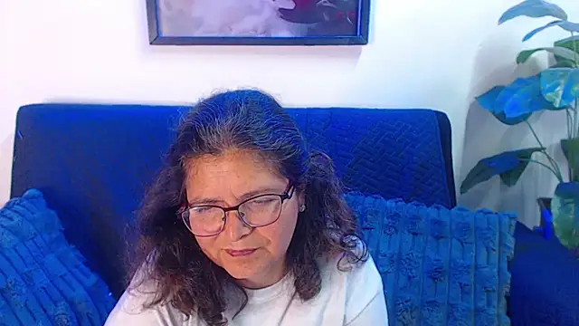 Linda_banks_'s cam snapshot