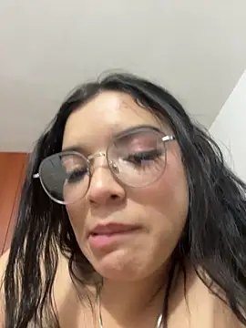 eileensophi's cam snapshot