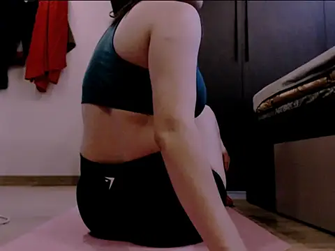 ravy_kim's cam snapshot