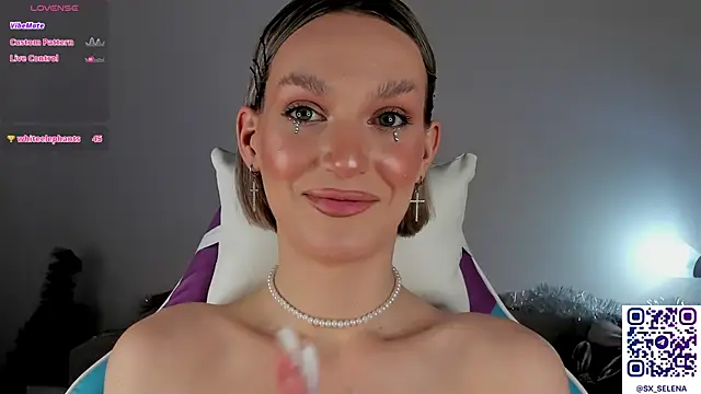 Ice_Strawberry's cam snapshot